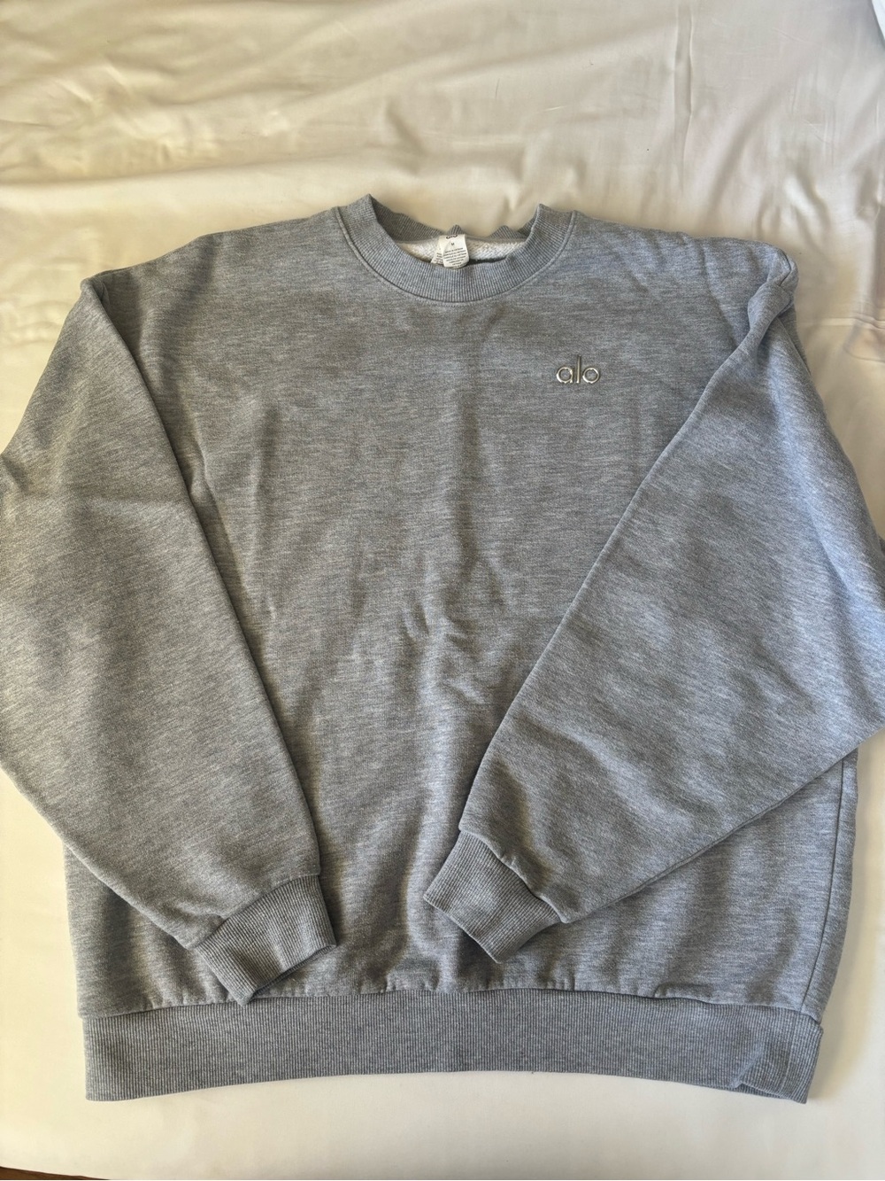 ALO Yoga Accolade Crewneck Pullover Athletic Heather Grey
